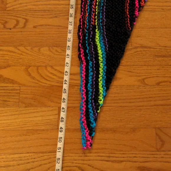 NWT! Handmade Acrylic Knit Triangle Scarf Black and Bright Multicolored OSFM - Picture 5 of 6
